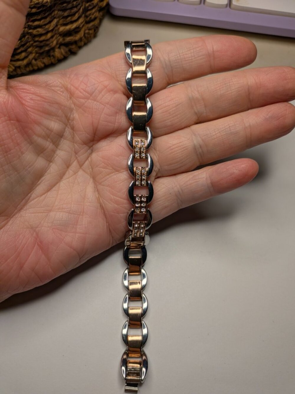 Two Tone Rhinestone Link Bracelet - Picture 4 of 6